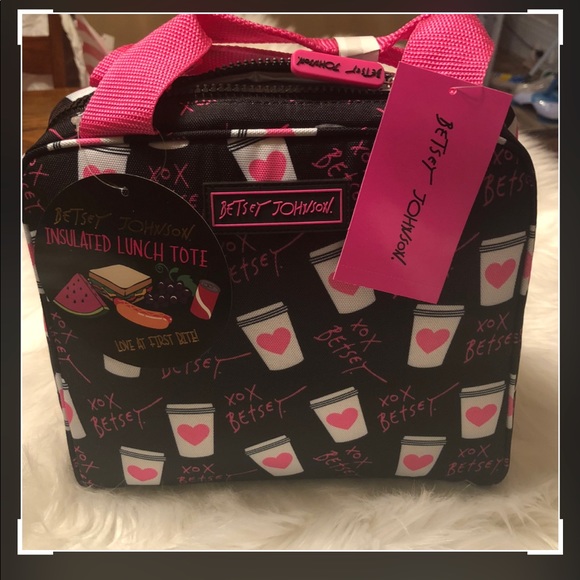 Betsey Johnson Handbags - BETSEY JOHNSON INSULATED LUNCH TOTE